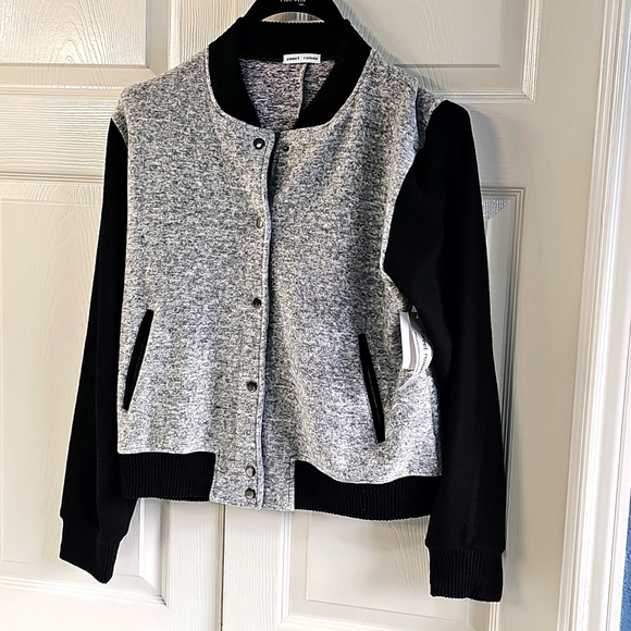 NWT Sweet Romeo Two Tone Hacci Varsity Jacket Snap Closure Large - Picture 10 of 15